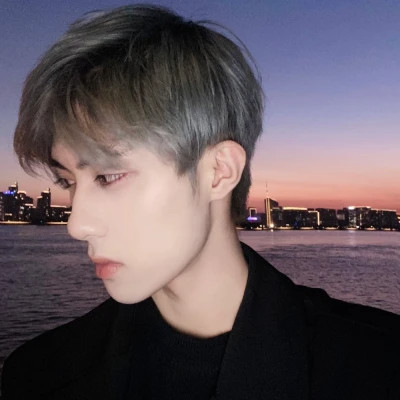 2025年男生头像图片