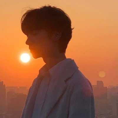 2025年最新男生头像图片