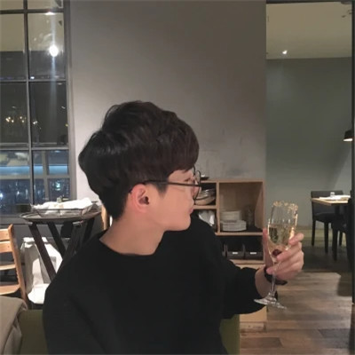 2025年最新男生头像图片