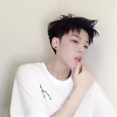 2025年最新男生头像图片