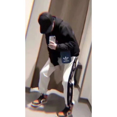 白边男生头像图片