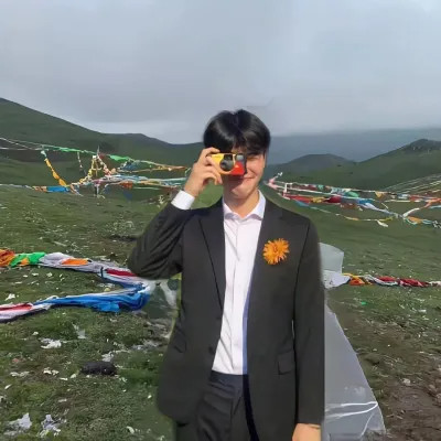 2025年最受欢迎的微信情侣头像