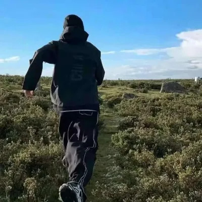 宠溺情侣头像一左一右