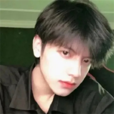 宠溺情侣头像一左一右