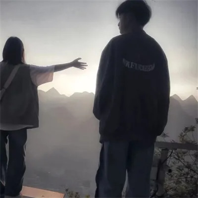 2025年最火的情侣头像