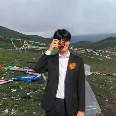 2025年最新情侣头像一左一右配对94张