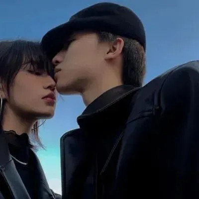 超级流行的情侣头像