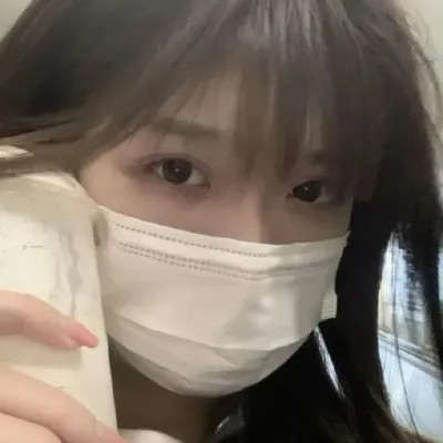 一秒跪倒的情侣头像