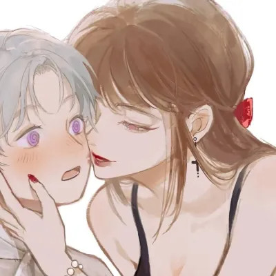 微信情侣头像2025年最火爆的款式