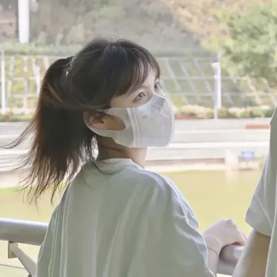 微信情侣头像2025年最火爆的款式