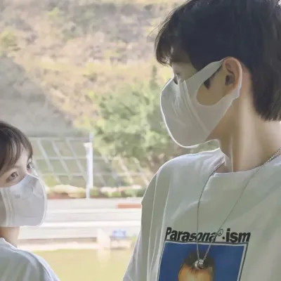 微信情侣头像2025年最火爆的款式