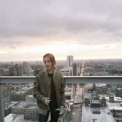 不良少女抽烟头像图片