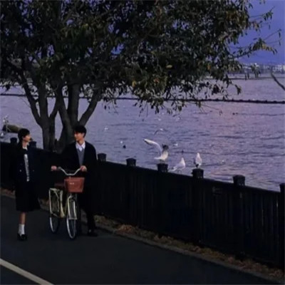 真人情侣头像
