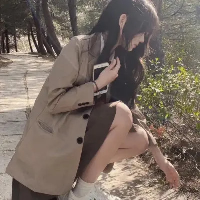 2025年最新女生头像