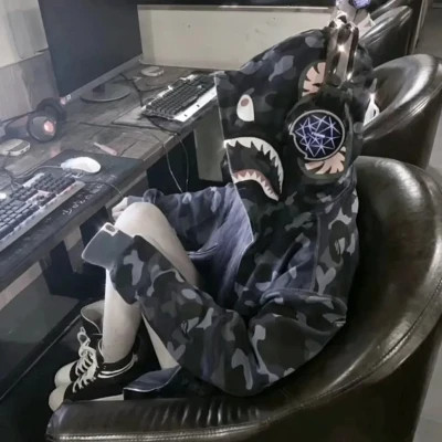2025年最新女生头像