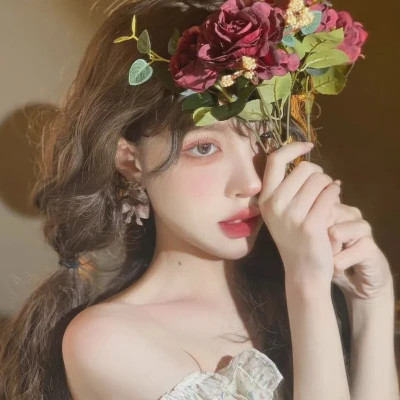 2025年最新女生头像