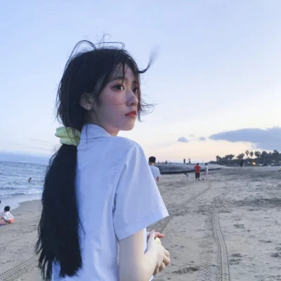 2025年最新潮流女生头像