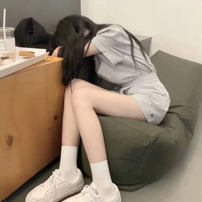 2025微信流行女生头像图片