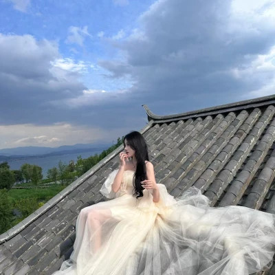 2025精选高清女生背影头像图片