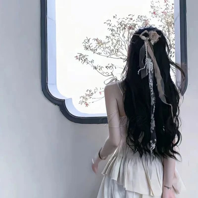 2025精选高清女生背影头像图片