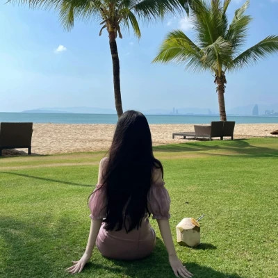 2025精选高清女生背影头像图片