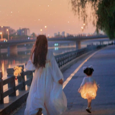 2025最新高清背影女生头像图片