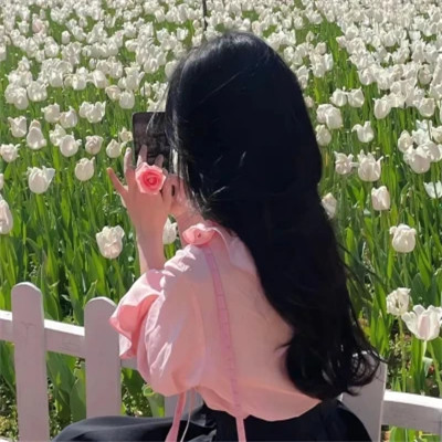 2025最新高清背影女生头像图片