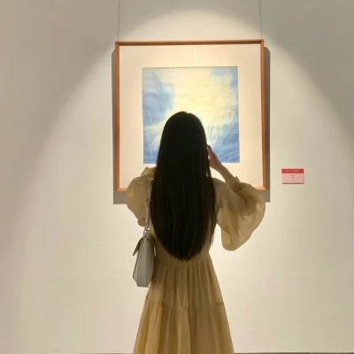 2025最新高清背影女生头像图片