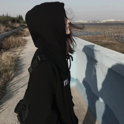 2025最受欢迎的高清背影女生头像图片