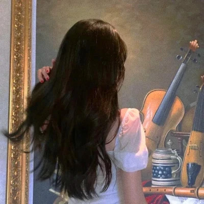 2025最受欢迎的高清背影女生头像图片