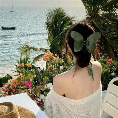 超美女生头像2025最新版背影