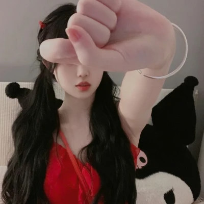 独特风格2025好看女生头像图片