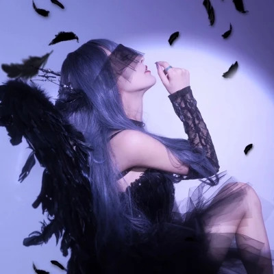 独特风格2025好看女生头像图片