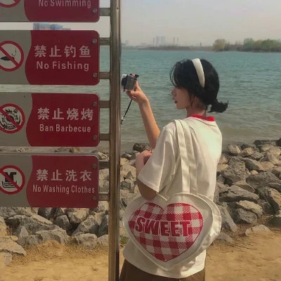 独特风格2025好看女生头像图片