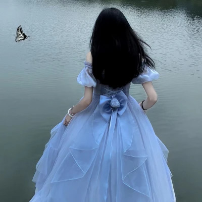 独特微信女生头像图片2025年流行款