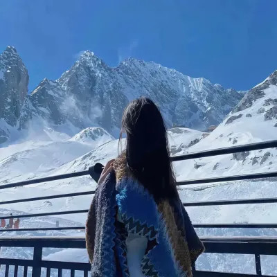 2025最新唯美女生微信头像图片