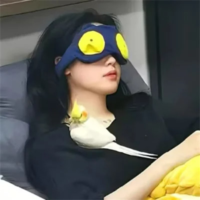 2025最新个性女生微信头像