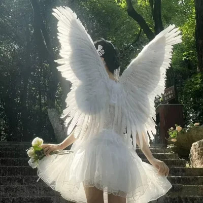 2025小众不易撞的女生QQ头像图片