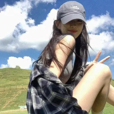 2025小众不易撞的女生QQ头像图片