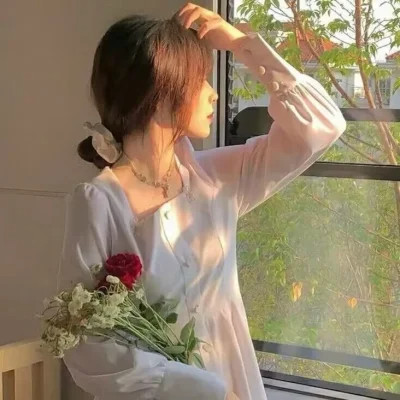 2025小众不易撞的女生QQ头像图片