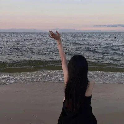 2025小众不易撞的女生QQ头像图片
