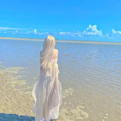 2025年女生个性QQ头像图片