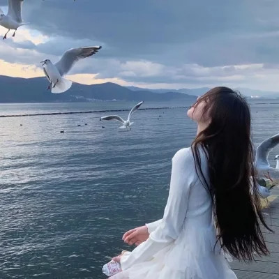 2025年女生个性QQ头像图片
