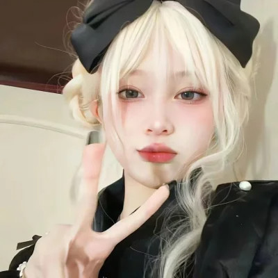 2025年女生个性QQ头像图片
