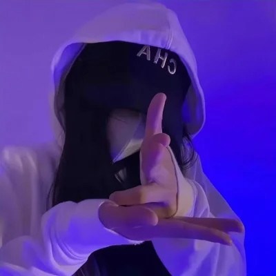 2025年女生个性QQ头像图片