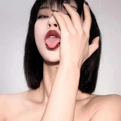 独特的2025女生头像图片