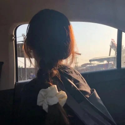 独特的2025女生头像图片