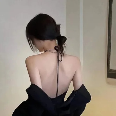 独特的2025女生头像图片