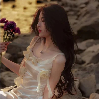 独特的2025女生头像图片
