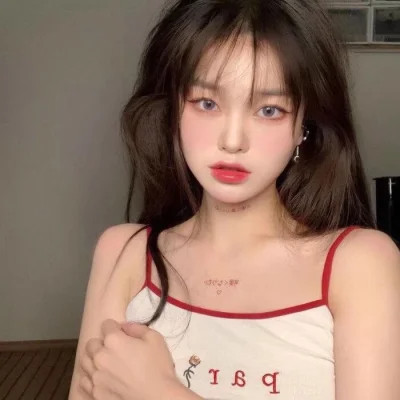 独特的2025女生头像图片